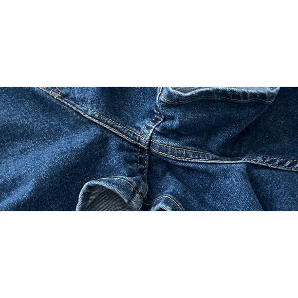 LEVI STRAUSS DENIM JEAN SHORT-SHORTS, JUNIORS, 13, BLUE, BELT LOOPS-ZIP/BUTTON - Picture 7 of 11